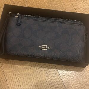 Coach Signature Black and Brown Wristlet